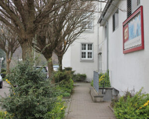 Weg am Gewerbezentrum Einsiedel